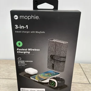 Mophie 3-in-1 Tri-Fold Travel Charger Pad with MagSafe for Apple - Black (Gen 1)